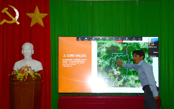 Các[-]nhà[-]khoa[-]học[-]Hội[-]BVTN&MT[-]Việt[-]Nam[-]và[-]Hàn[-]Quốc[-]thăm[-]thăm[-]và[-]làm[-]việc[-]tại[-]Vườn[-]quốc[-]gia[-]Bidoup[-]-[-]Núi[-]Bà